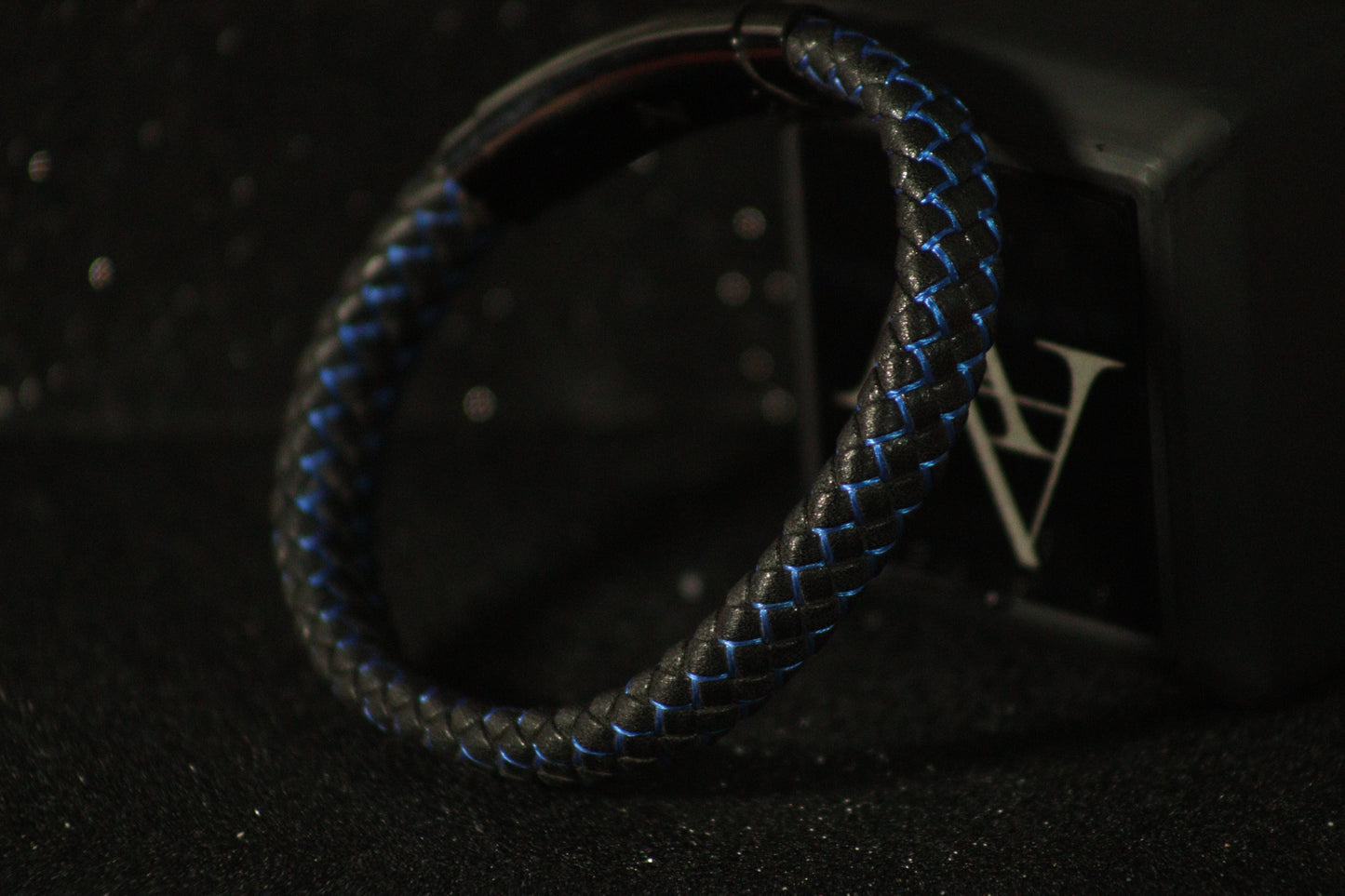 Men's Woven Leather Bracelet in Black and Blue