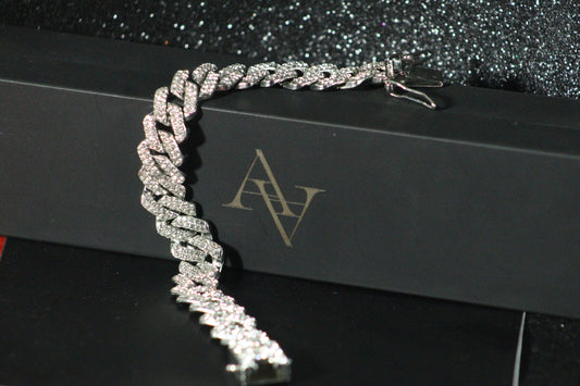 Cuban Bracelet Men’s Sterling Silver With artificial Diamonds